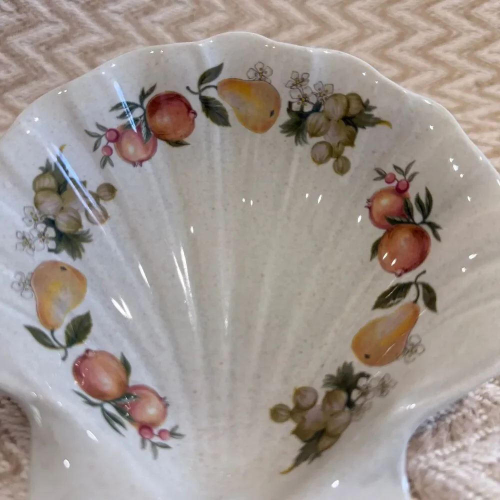 RARE Quince by Wedgewood Shell Shaped Dish Stoneware